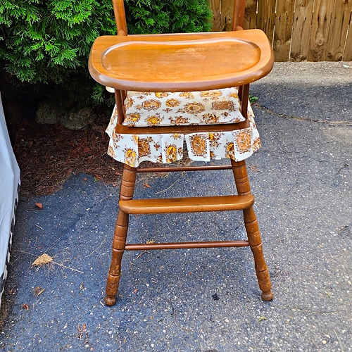 Wooden baby high - high, chair
